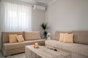 TV - Villa Matina with Private Pool, Villa Matina Zakynthos (Zakynthos)