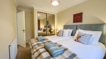 2 bedrooms, individually decorated, individually furnished, free WiFi