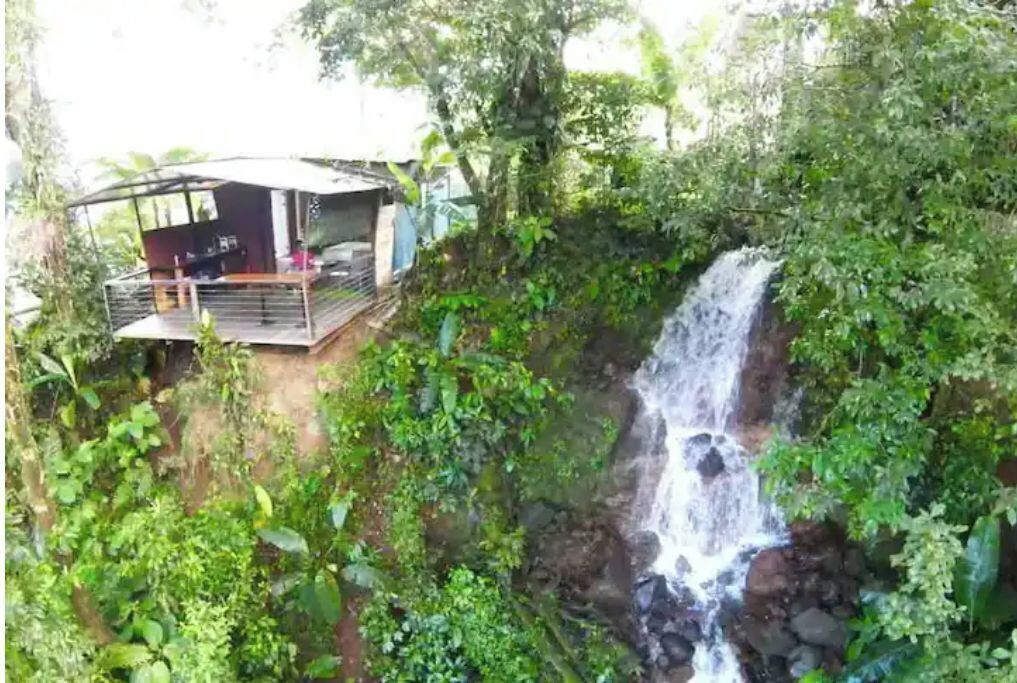 Terrain de l’hébergement 