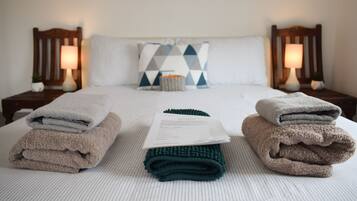 2 bedrooms, desk, iron/ironing board, free WiFi