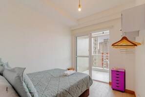 Departamento básico | 1 habitación, wifi gratis y ropa de cama 