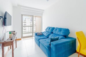 Basic Apartment | Living area | 32-inch TV with digital channels