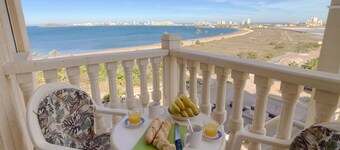 Playa Paraíso apartment with lovely Mar Menor views