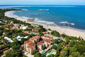 Beach - Ocean-View Escape | Walk to Sandy Beach & Pool (Tamarindo)