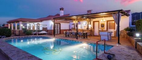 Piscina all'aperto