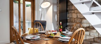 Forge Cottage - Winchcombe, Cheltenham, a charming Cotswolds property sleeping 4 guests