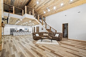 Smart TV, fireplace, ping pong