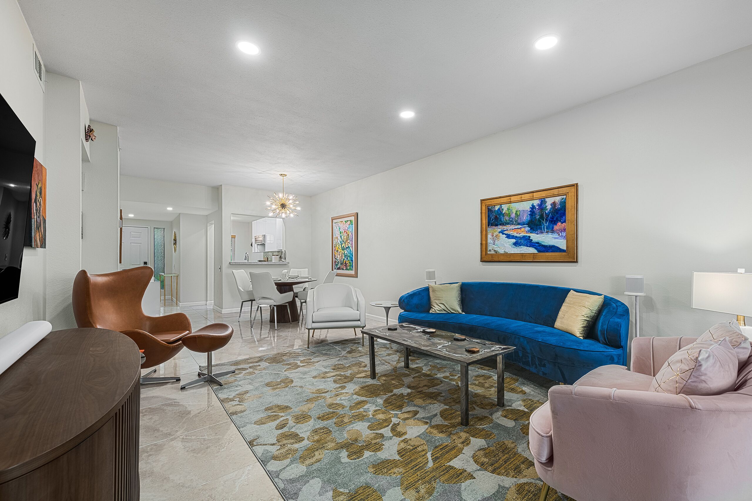 Oasis Luxury Villa 2 bd 3 ba Resort Condo