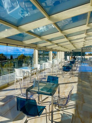 Restaurant - Grand Hotel Suhum (Sokhumi)