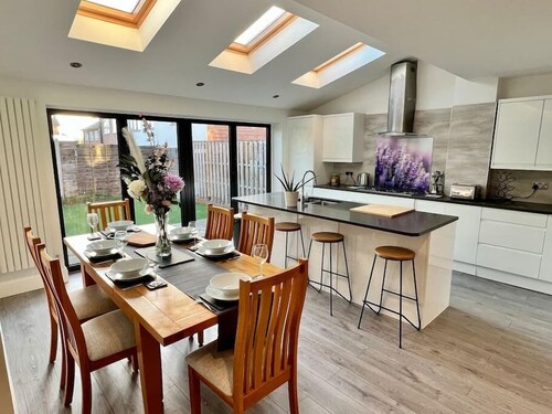 Beautiful modern family home, parking and garden