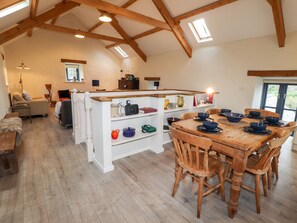 Dining - Castle Mill (Newport)