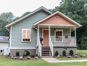 Exterior - Clemson Memorabilia House (Clemson)