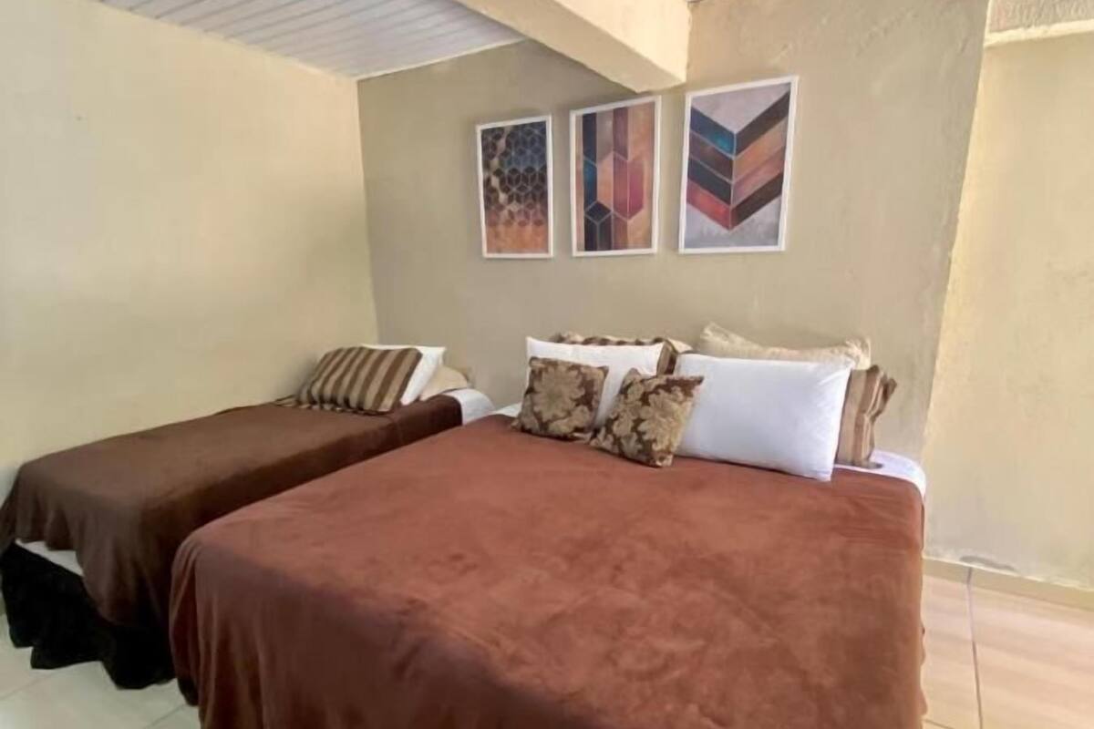 Familien-Dreibettzimmer, 1 Schlafzimmer, Nichtraucher, Gartenblick