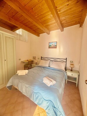 2 Schlafzimmer, Bügeleisen/Bügelbrett, Reisekinderbett, kostenloses WLAN