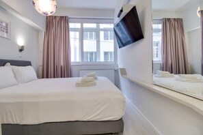1 bedroom, free WiFi, bed sheets - Ermou Fashion Suite #106 @ Plaka - Monastiraki (Athens)