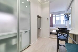 1 bedroom, free WiFi, bed sheets - Ermou Fashion Suite #106 @ Plaka - Monastiraki (Athens)
