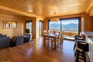 Interior - Altiplano - Two Bedroom Apartment, Sleeps 4 (Les Angles)