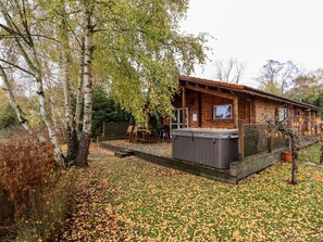 Exterior - Avocet Lodge (Lincoln)