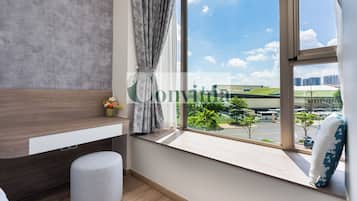 Premium Apartment | 1 bedroom, minibar, desk, laptop workspace