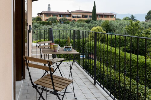 House in the Olive Trees-For a relaxing vacation at the lake.