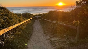 Beach nearby - Wattle Haven Stay 3 Pay 2 Winter Special (Sandy Point)