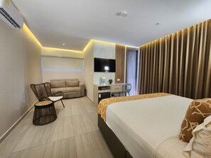 Premium bedding, memory foam beds, minibar, desk - Cabañas Covemar (Coveñas)