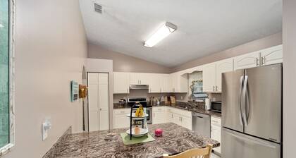 Nellies Cottage is 4 miles from WEC-World Equestrian Center