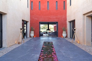 Property entrance - Dar Noujoum (Ghmate)