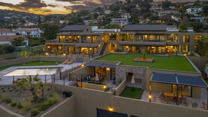 Exterior - Apartment 5: Cap d'Antibes (Roquebrune-sur-Argens)