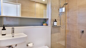 Badewanne, Haartrockner