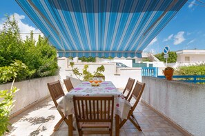 Grill-/Picknickplatz