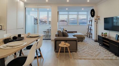 Stylish Apartment W/ River View by LovelyStay