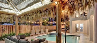 Spectacular 7BR Heated Pool Jacuzzi Tiki Game