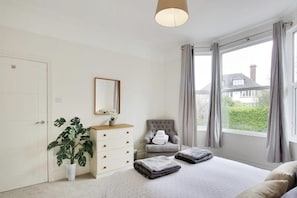 Apartment, Multiple Beds | 2 bedrooms, iron/ironing board, free WiFi, bed sheets