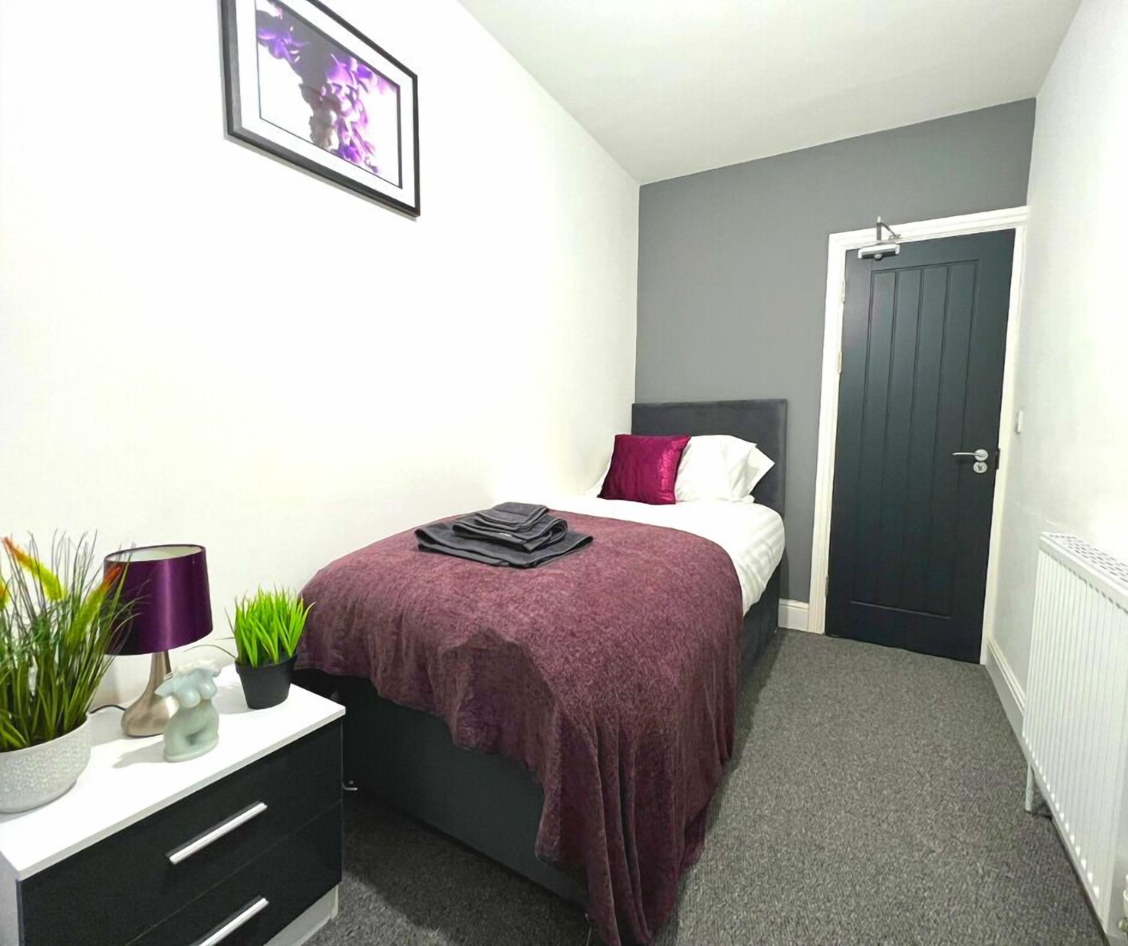 Chantry Suites Single Room In Dn31 - Lincolnshire