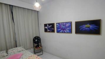 1 quarto, Wi-Fi de cortesia, roupa de cama