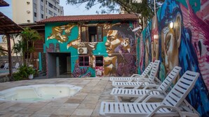 Living area - Salve Maloca Hostel (Fortaleza)