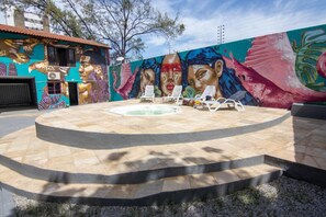 Living area - Salve Maloca Hostel (Fortaleza)