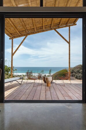 Télévision de 32 pouces avec chaînes par câble