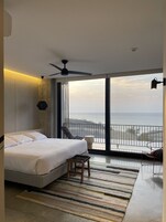 Suíte | Frigobar, cofres nos quartos, Wi-Fi de cortesia, roupa de cama