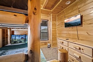 5 chambres, fer et planche à repasser, Wi-Fi gratuit, draps fournis