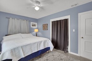 2 Schlafzimmer, Bügeleisen/Bügelbrett, Reisekinderbett, WLAN