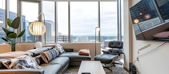 2BR Penthouse | Gym | Bellevue | Sophari Towers E