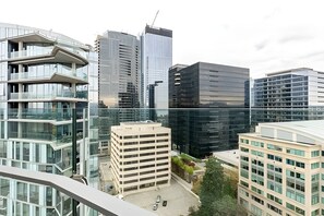 Exterior - 2BR Penthouse | Gym | Bellevue | Sophari Towers E (Bellevue)