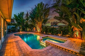 Outdoor pool - Tropical 4 Bed Pool Home Min to Beaches! Available Now (Largo)