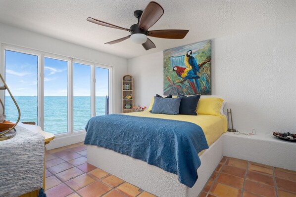 5 室のベッドルーム、WiFi (無料)、ベッドシーツ、車椅子でアクセスできる設備