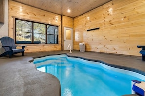 Indoor pool, a heated pool - 85° Pool | Hot Tub |Game Room | Dollywood | Pigeon Forge | Gatlinburg (Sevierville)