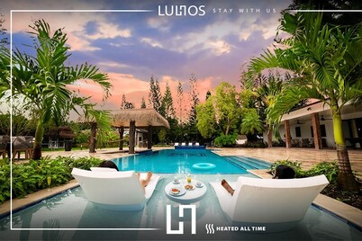 Luxury 7BR Miami Stay w/ Pool, Spa + Pickleball
