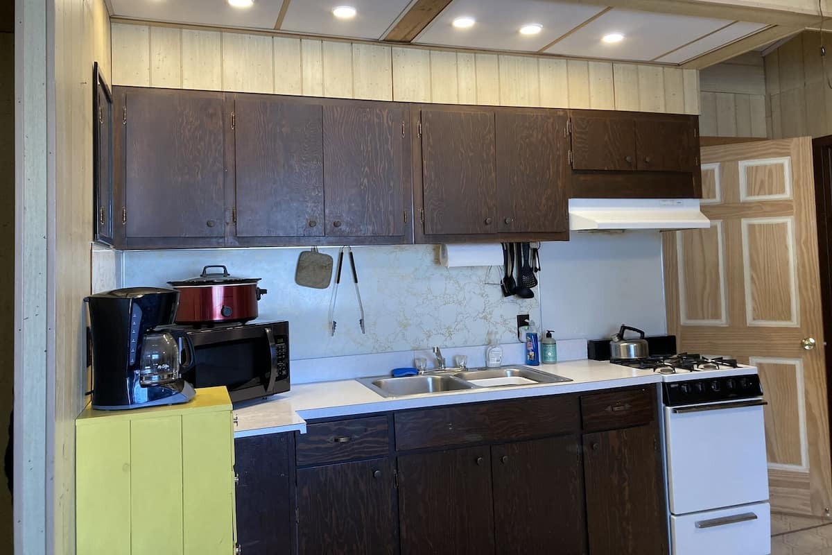 3 habitaciones, decoración personalizada y muebles diferentes