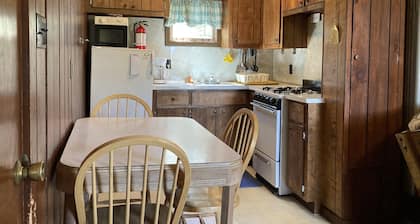 Musky Joes Twin Pines Resort